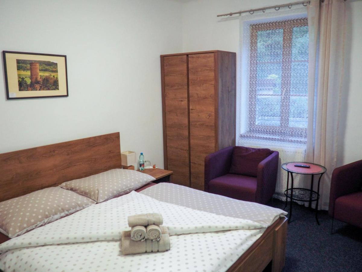 Hotel Sykora Křivoklát Zewnętrze zdjęcie