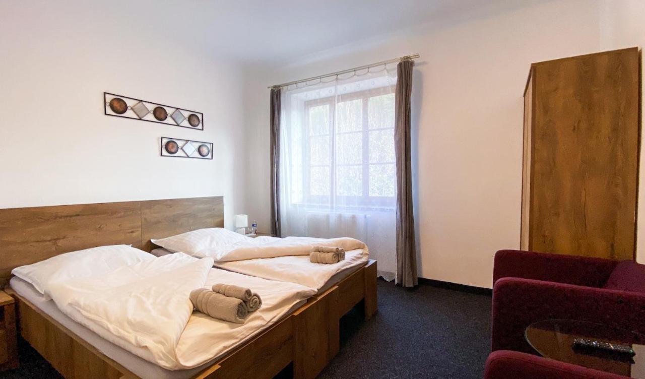 Hotel Sykora Křivoklát Zewnętrze zdjęcie