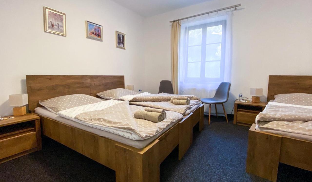 Hotel Sykora Křivoklát Zewnętrze zdjęcie