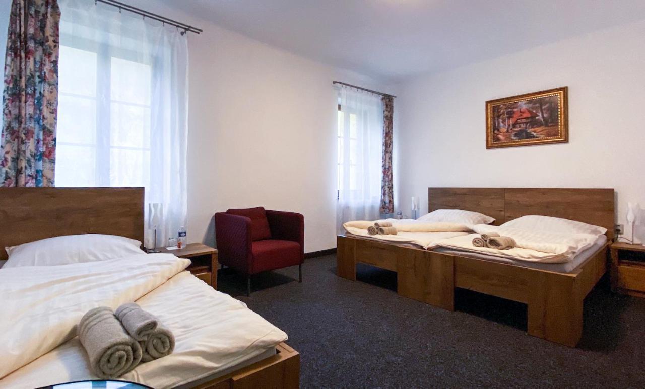 Hotel Sykora Křivoklát Zewnętrze zdjęcie