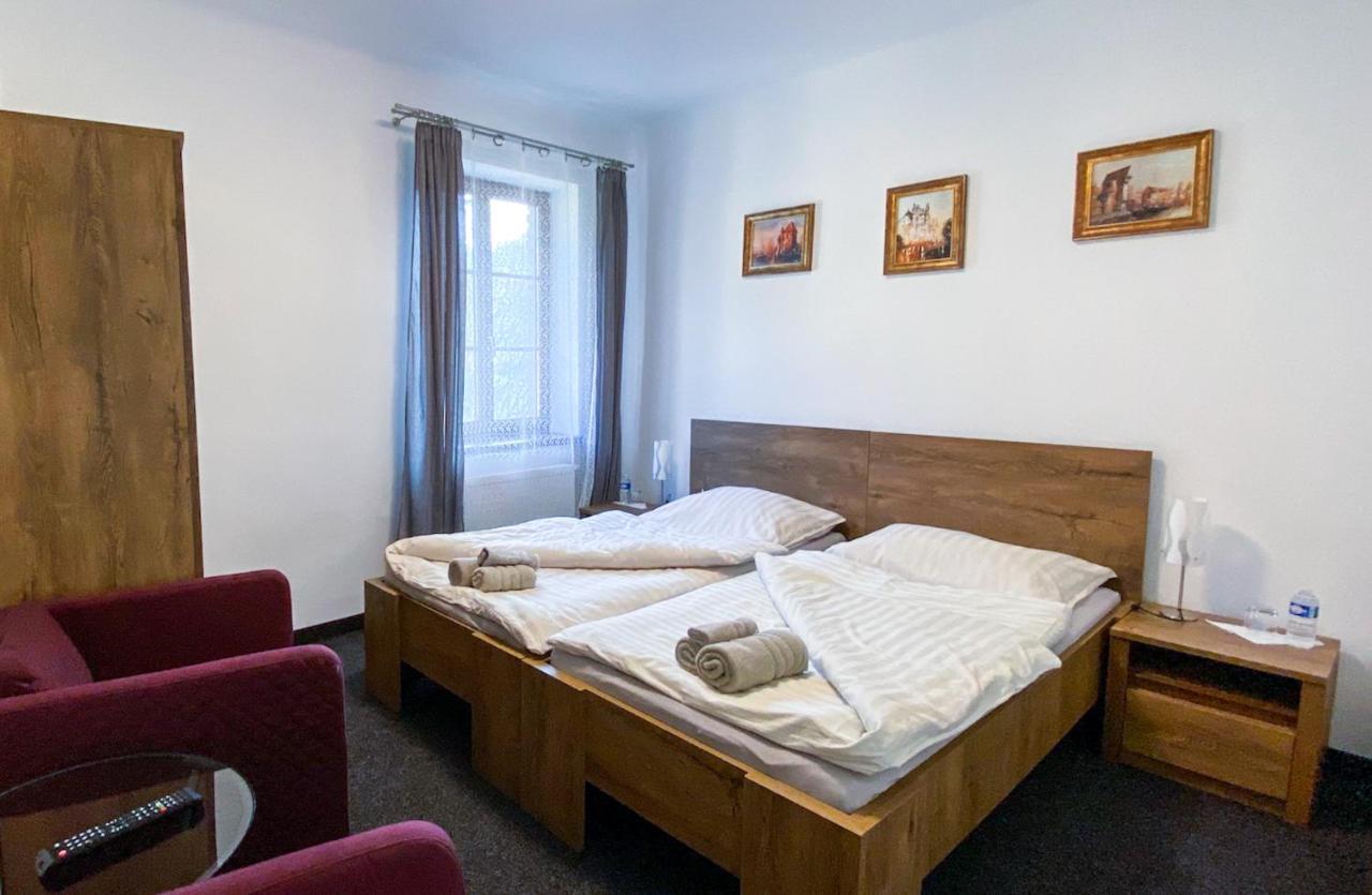 Hotel Sykora Křivoklát Zewnętrze zdjęcie